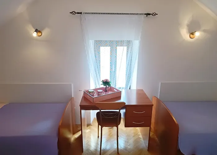 Apartments F&A
